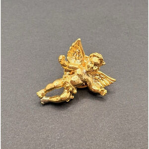 Vintage Kirks Folly Cherub Angel Arms Outstretched‎ Pin Brooch Gold Tone